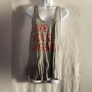 Fabletics grey top size XL “Live Your Passion”
